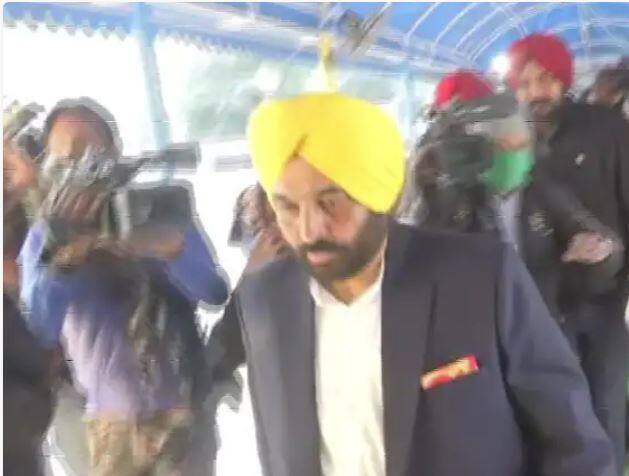 ਇਸ ਚੋਣ ਵਿਚ ਪੰਜਾਬ ਦੇ ਕਈ ਮਸ਼ਹੂਰ ਚਿਹਰਿਆਂ ਦੀ ਚੋਣ ਕਿਸਮਤ ਦਾਅ 'ਤੇ ਲੱਗੀ ਹੋਈ ਹੈ। ਇਨ੍ਹਾਂ ਚਿਹਰਿਆਂ ਵਿਚ ਮੁੱਖ ਮੰਤਰੀ ਚਰਨਜੀਤ ਸਿੰਘ ਚੰਨੀ, ਆਮ ਆਦਮੀ ਪਾਰਟੀ ਦੇ ਮੁੱਖ ਮੰਤਰੀ ਅਹੁਦੇ ਦਾ ਚਿਹਰਾ ਭਗਵੰਤ ਮਾਨ, ਕਾਂਗਰਸ ਪੰਜਾਬ ਇਕਾਈ ਦੇ ਪ੍ਰਧਾਨ ਨਵਜੋਤ ਸਿੰਘ ਸਿੱਧੂ, ਸਾਬਕਾ ਮੁੱਖ ਮੰਤਰੀ ਅਮਰਿੰਦਰ ਸਿੰਘ ਤੇ ਪ੍ਰਕਾਸ਼ ਸਿੰਘ ਬਾਦਲ ਪ੍ਰਮੁੱਖ ਹਨ।