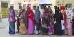 UP 3rd Phase Voting: मतदान करने आए लोगों ने बता दिया किन मुद्दों पर करेंगे वोट !