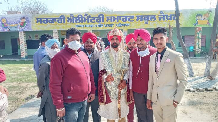 ਲਾੜੇ ਨੇ ਆਪਣੀ ਵੋਟ ਦਾ ਕੀਤਾ ਇਸਤੇਮਾਲ