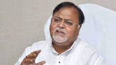 Partha Chatterjee: ওদের হাতেগোনা কয়েকজন জিতল কী করে, ইভিএম-বিতর্কে সুকান্তকে পাল্টা প্রশ্ন পার্থর। Bangla News