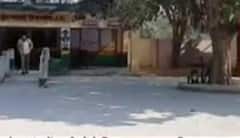 UP 3rd Phase Voting: Mahoba के इस गांव में चुनाव का बहिष्कार, ग्रामीणों को समझाने पहुंचे SDM