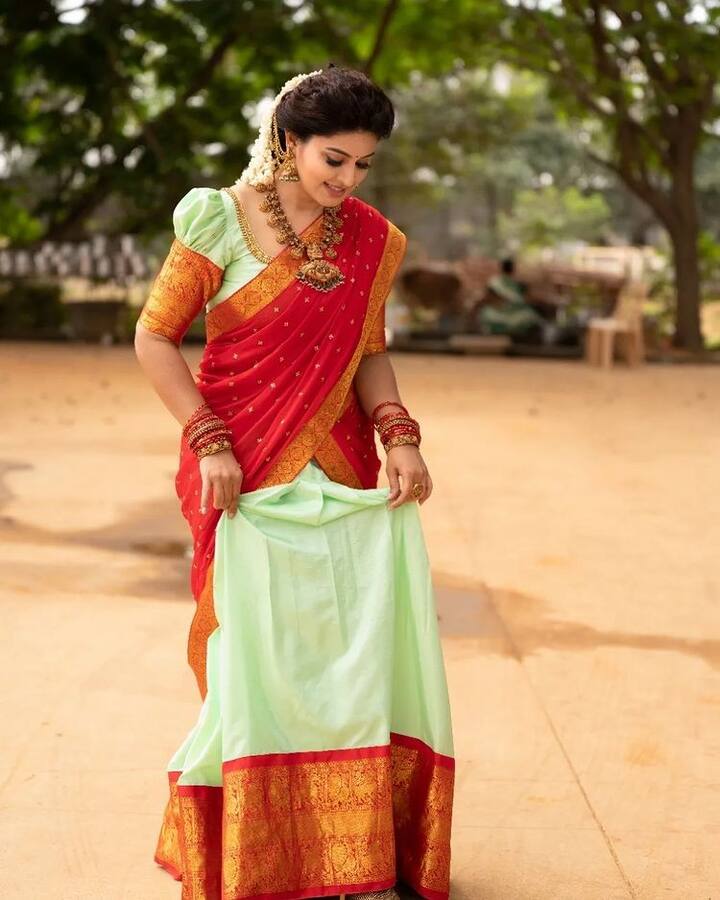கடிகாரத்தில் நேரம் பார்த்தேன் ..