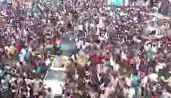 Pawan Kalyan Rally to Narsapuram: Madhurapudi నుంచి ర్యాలీగా వెళ్లిన పవన్ కళ్యాణ్ | ABP Desam