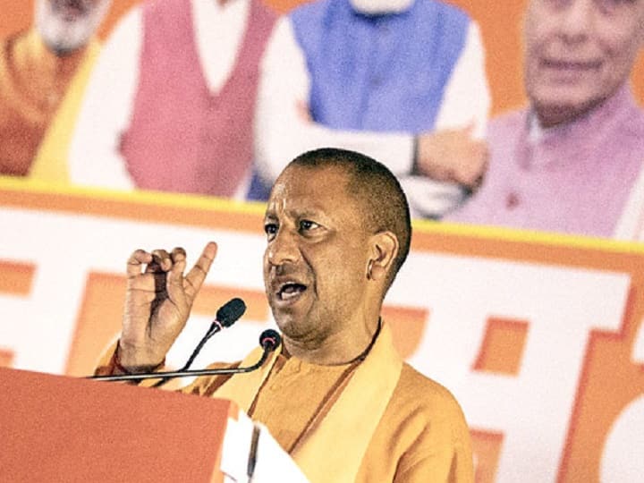 UP Election 2022: सीएम योगी आदित्यनाथ ने लखीमपुर में वृद्ध महिलाओं के लिए किया बड़ा एलान, कहा- सरकार बनी तो... UP Election 2022 UP CM Yogi Adityanath rally in Mohammadi in Lakhimpur Kheri UP Election 2022: सीएम योगी आदित्यनाथ ने लखीमपुर में वृद्ध महिलाओं के लिए किया बड़ा एलान, कहा- सरकार बनी तो...