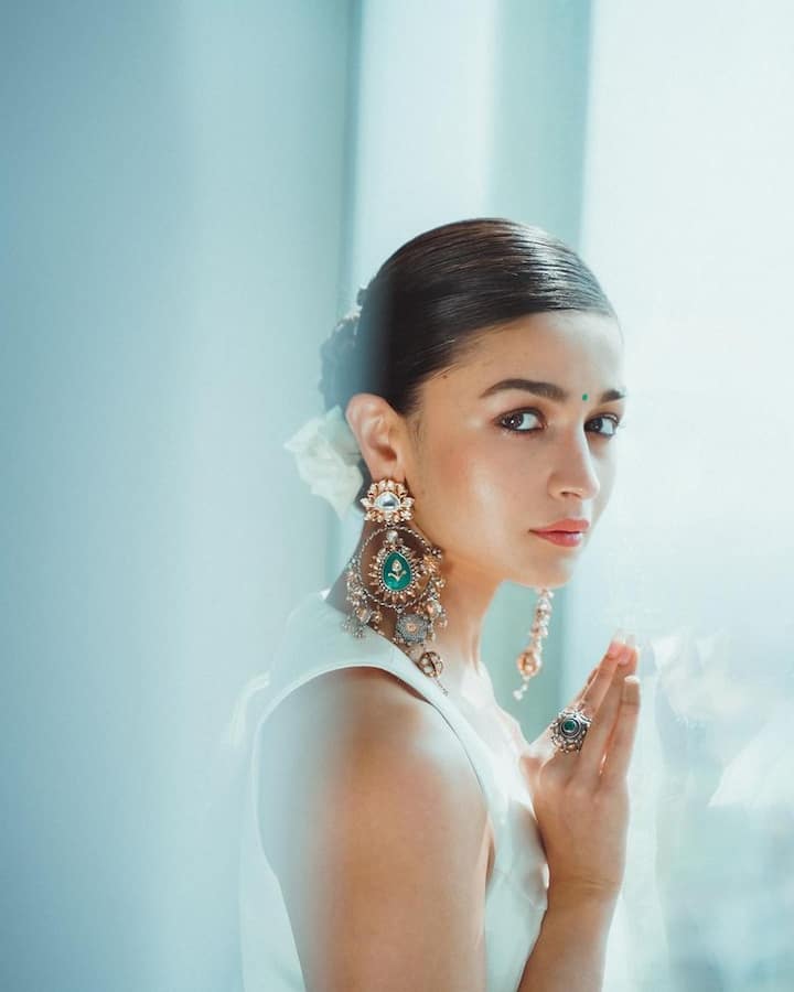 అలియాభట్ ఫొటోలు (Photo Courtesy : Alia Bhatt/Instagram)