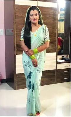 साड़ी हो या फिर वेस्टर्न, हर लुक में फैंस के दिलों पर बिजलियां गिराने में माहिर हैं भोजपुरी एक्ट्रेस निधि झा