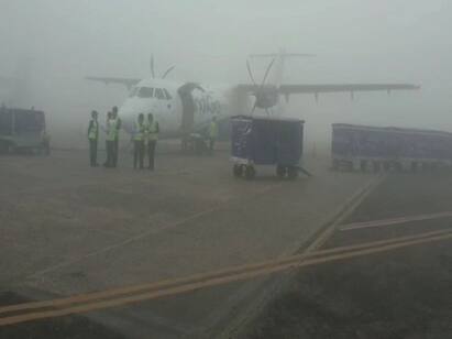 Kolkata Fog: Several Flights diverted, no plane departed yet passengers stuck at Netaji Subhash Chandra Bose International Airport Kolkata Fog: ঘন কুয়াশায় ব্যাহত পরিষেবা, বন্ধ বিমানের উড়ান-অবতরণ, কলকাতা বিমানবন্দরে আটকে যাত্রীরা