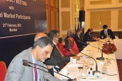 वित्त मंत्री निर्मला सीतारमण बोलीं, निवेशकों को आकर्षित करने के लिए वित्तीय बाजारों में विश्वास और भरोसा बनाये रखना है जरुरी