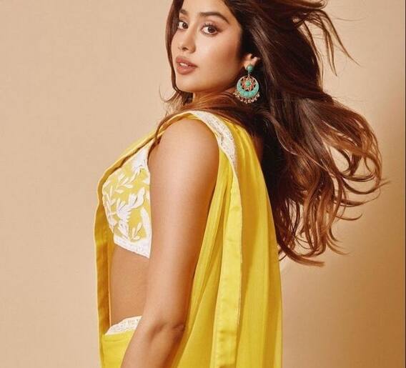 जान्हवी कपूरचा पिवळ्या साडीतील 'कातील' लूक