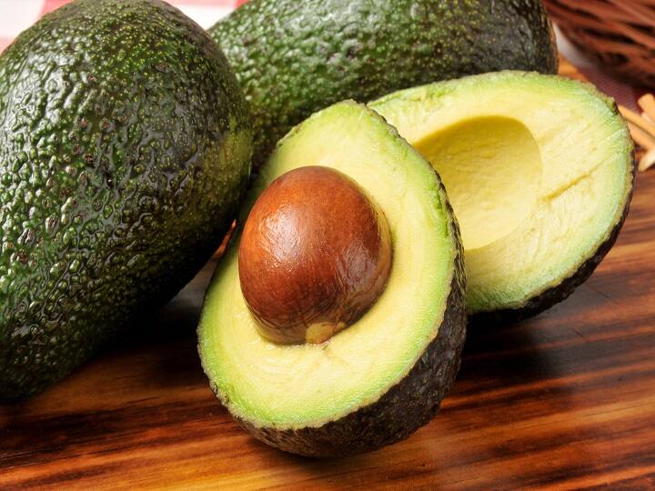 Health benefits of Avocado or butter fruit nutrient benefits you have to know Avacado Benefits : அவகாடோ என்று அழைக்கப்படும் பட்டர் பழம் : என்னென்ன விஷயங்களுக்கு பலன் கொடுக்கும்னு தெரியுமா?