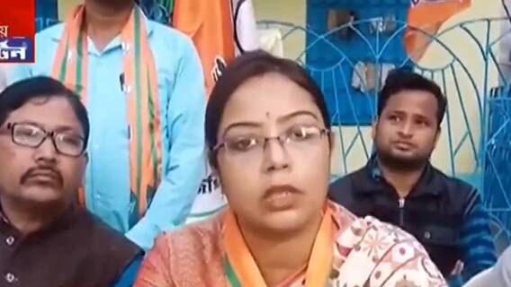 Municipal Election : প্রচারে গিয়ে তৃণমূলের বিরুদ্ধে বোমাবাজির অভিযোগ তুলে ভোটারদের সতর্ক করছেন প্রার্থী | Bangla News