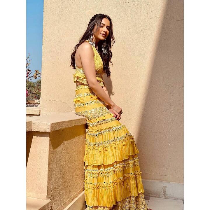 ఇటీవల ఆమె నటించిన `మర్జావాన్‌`, `సిమ్లా మిర్చి`, `సర్దార్‌ కా గ్రాడ్సన్‌` ఫ్లాప్ అయినా తెలుగులో వచ్చిన కొండపొలం మంచి ఆదరణ దక్కించుకుంది. ప్రస్తుతం ఆమె చేతిలో ఐదు బాలీవుడ్ మూవీస్ ఉన్నాయి. ఈ హడావుడి అంతా అయ్యాక పెళ్లిచేసుకుంటుందేమో చూడాలి.