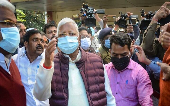 Fodder scam case RJD leader Lalu Prasad yadav sentenced 5 years  imprisonment 60 lakh fine cbi court ranchi Fodder Scam Case: ઘાસચારા કૌભાંડમાં લાલુ પ્રસાદ યાદવને 5 વર્ષની જેલ અને 60 લાખનો દંડ