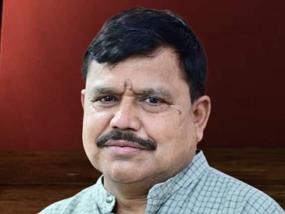 MP Liquor Ban: मध्य प्रदेश में शराबबंदी के मुद्दे पर उमा भारती के समर्थन में उतरे ऊर्जा मंत्री, दिया बड़ा बयान MP Liquor Ban: मध्य प्रदेश में शराबबंदी के मुद्दे पर उमा भारती के समर्थन में उतरे ऊर्जा मंत्री, दिया बड़ा बयान