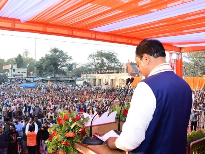 Kaushambi Sirathu Uttar Pradesh BJP program Deputy CM Keshav Prasad Maurya Raju Srivastava attacked Priyanka Gandhi ANN UP Election 2022: केशव प्रसाद मौर्य बोले-सिराथू बन गई है वीआईपी सीट, हर घर में एक व्यक्ति को रोजगार देंगे