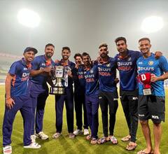 ICC T20 Rankings: 6 ஆண்டுகளுக்குப் பிறகு சர்வதேச டி20 வரிசையில் இந்தியாவுக்கு முதல் இடம்...! சாம்பியன் க்ளிக்ஸ்