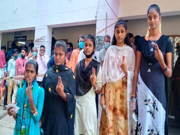 Local Body Election Revoting | திருவண்ணாமலை நகராட்சியில் 25 வார்டில் மறு வாக்குப்பதிவு  - இடக்கை நடுவிரலில் மை வைப்பு