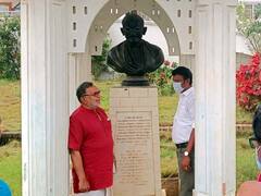 தஞ்சை மாநகராட்சி ஆணையரை நேரில் சந்தித்து  பாராட்டிய நடிகர் நாசர்