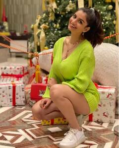 'ਗੰਦੀ ਬਾਤ' ਫੇਮ ਅੰਵੇਸ਼ੀ ਜੈਨ ਨੇ ਸਾਰਿਆਂ ਬਣਾ ਲੈਂਦੀ ਹੈ ਦੀਵਾਨਾ, ਫੋਟੋਆਂ ਦੇਖ ਕੇ ਫੈਨਜ਼ ਦੀਆਂ ਵਧ ਜਾਂਦੀਆਂ ਨੇ ਧੜਕਣਾ