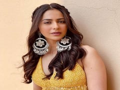 Rakul Preet Singh Photos: ఎల్లో డ్రెస్సులో స్టైలిష్ గా ఓబులమ్మ
