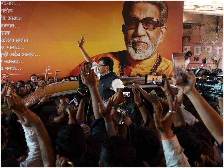 उद्धव-पवार से मुख्यमंत्री के. चंद्रशेखर राव की मुलाकात, थर्ड फ्रंट में कांग्रेस को शामिल करने पर संजय राउत ने दिया ये जवाब Shiv Sena MP Uddhav Thackeray says we never said a political front will be made without congress उद्धव-पवार से मुख्यमंत्री के. चंद्रशेखर राव की मुलाकात, थर्ड फ्रंट में कांग्रेस को शामिल करने पर संजय राउत ने दिया ये जवाब