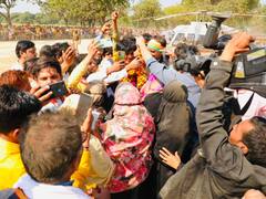 UP Election 2022: फतेहपुर में Congress के लिए प्रचार करने पहुंचे इरफान प्रतापगढ़ी, कहा- चौकीदार बेच रहा देश की संपत्ति