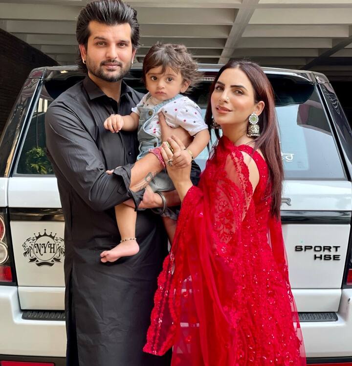 इनमें से कुछ तस्वीरों में युवराज और मानसी का बेटा भी नजर आ रहा हैं. वहीं दूसरी तस्वीरों में दोनों की कमाल की बॉन्डिंग नजर आ रही हैं.