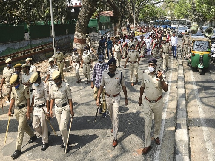 Prohibitory Orders Around Educational Institutions Bengaluru Extended Till March 8 Karnataka Hijab controversy Kamal Pant Prohibitory Orders Around Educational Institutions In Bengaluru Extended Till March 8