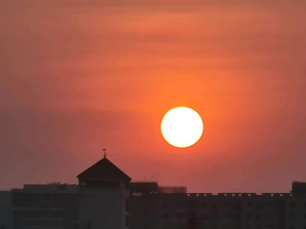 In Maharashtra Temperature 30 to 35 degree Celsius Weather Update: राज्यात तापमानाचा पारा 30 ते 35 अंशावर, तर उत्तर भारतात पावसाची शक्यता