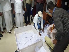 TN Urban Election Results: போலீஸ் பாதுகாப்பு.. முகவர்கள் கூட்டம்.. தொடங்கியது வாக்கு எண்ணிக்கை.!