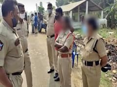 Vizianagaram: ఎందుకీ ఉద్యోగం గేదెలు కాచుకో! మహిళా ఎస్సైపై తహసీల్దార్ అనుచిత వ్యాఖ్యలు