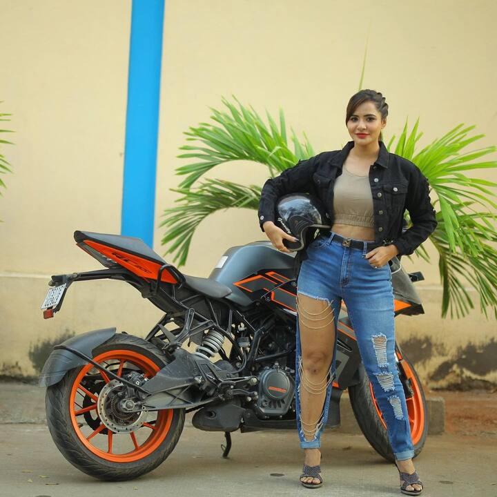 అషూరెడ్డి ఫోటోలు  -Image credit: AshuReddy/Instagram