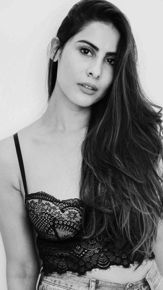 बेहद खूबसूरत हैं विक्रांत मैसी की पत्नी शीतल ठाकुर