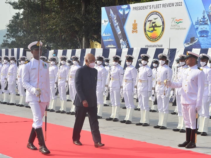 President Fleet Review 2022: President Ramnath Kovind reviews Naval Fleet In Visakhapatnam President Fleet Review:1971 యుద్ధంలో విశాఖ సహకారం అద్భుతం: ఫ్లీట్ రివ్యూలో రాష్ట్రపతి రామ్‌నాథ్ కోవింద్