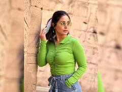 Hina Khan : ग्रीन टॉप आणि डेनिम स्कर्टमध्ये हिना खानच्या किलर पोज, पहा ग्लॅमरस स्टाईल...