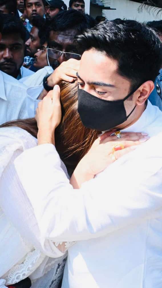 সাধন পাণ্ডেকে চোখের জলে শেষ বিদায়