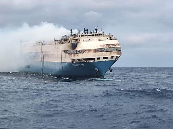 Burning ship in Atlantic Ocean had Rs 3000 crore cargo of luxury cars Ship Fire: రూ.3 వేల కోట్ల ఖరీదైన లగ్జరీ కార్లు మంటల్లో మటాష్.. ఆ నౌకలో అగ్నిప్రమాదానికి కారణం ఇదేనా?