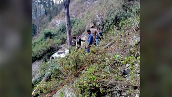 Uttarakhand च्या चंपावत येथे लग्नावरून परतणाऱ्या गाडीला भीषण अपघात, 13 जणांचा जागीच मृत्यू