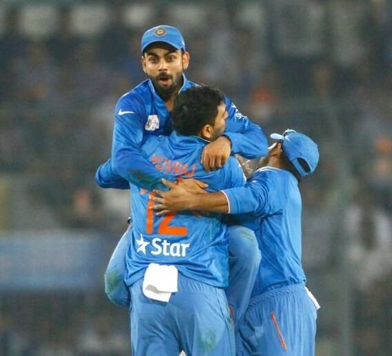 युवराज सिंगकडून कोहलीला 'खास शूज' गिफ्ट