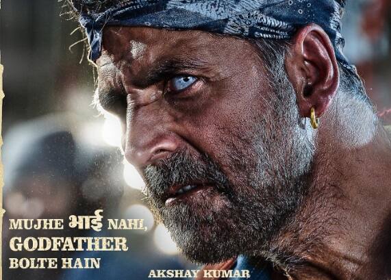 बच्चन पांडे की बात करें तो फिल्म में अक्षय कुमार एक खूंखार बदमाश का रोल निभा रहे हैं जो लोगों खून पानी की तरह बहाता है