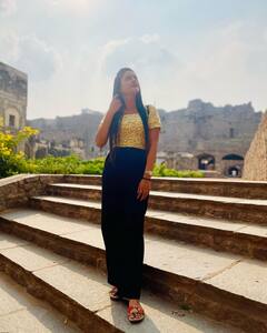 Ennenno Janmala Bandham Deb jani Modak Photos: హైదరాబాద్ ను చుట్టేస్తోన్న బెంగాలీ బ్యూటీ