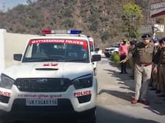 Rudraprayag: रुद्रप्रयाग पुलिस को मिले तीन हाइवे पेट्रोल वाहन, चारधाम यात्रा के दौरान मिलेगी मदद, एसपी ने दिखाई हरी झंडी