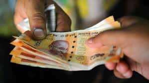 PM Kisan Yojana: PM મોદીએ 1 જાન્યુઆરી, 2022ના રોજ દેશના કરોડો ખેડૂતોના ખાતામાં 10મા હપ્તાના પૈસા ટ્રાન્સફર કર્યા હતા અને હોળી પછી 11મા હપ્તાના 2000 રૂપિયા ખેડૂતોના ખાતામાં ટ્રાન્સફર કરવાની યોજના બનાવવામાં આવી રહી છે. છે.