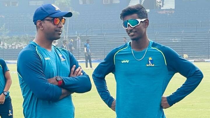 রঞ্জিতে প্রথম ম্যাচে বঢোদরার বিরুদ্ধে দুর্দান্ত জয় ছিনিয়ে নিয়েছে বাংলা ক্রিকেট দল। দলের জয়ে মুখ্য ভূমিকা পালন করেছিলেন অভিষেককারী অভিষেক পোড়েল। (সব ছবি সিএবি মিডিয়া)