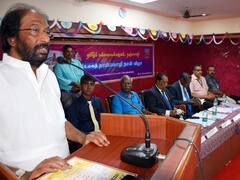 ஆங்கிலத்தை அகற்றினால் இந்தி எல்லாவற்றையும் விழுங்கிவிடும் என எச்சரித்த மண் இது - திருச்சி சிவா எம்.பி பேச்சு