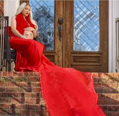 11 ਵੀਂ ਵਾਰ ਮਾਂ ਬਣਨ ਜਾ ਰਹੀ ਅਮਰੀਕਨ ਸਿੰਗਰ KK Wyatt, ਟੈਟੂ ਵਾਲੇ ਬੇਬੀ ਬੰਪ ਨਾਲ ਤਸਵੀਰਾਂ ਵਾਇਰਲ