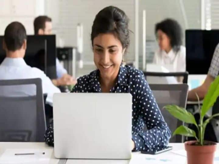 Madhya Pradesh, women employees will get the right to work in Night Shift too, a proposal has been prepared MP News: मध्य प्रदेश में महिला कर्मचारी Night Shift में कर सकेंगी काम, प्रस्ताव तैयार, जल्द जारी होगा नोटिफिकेशन