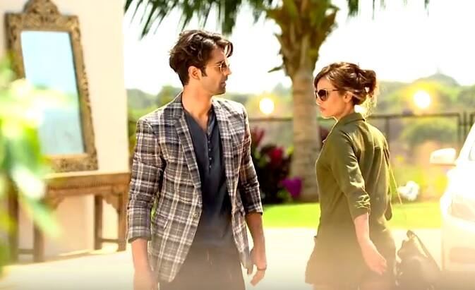 सुरभि ज्योति टीवी के सुपरहिट शो कुबूल है में नजर आ चुकी हैं. वह वेब सीरीज तन्हाइयां में वरुण सोबती के अपोजिट काम कर चुकी हैं.