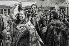 असा पार पडला लग्नसोहळा; पाहा शिबानी आणि फरहानच्या लग्नसोहळ्याची झलक!