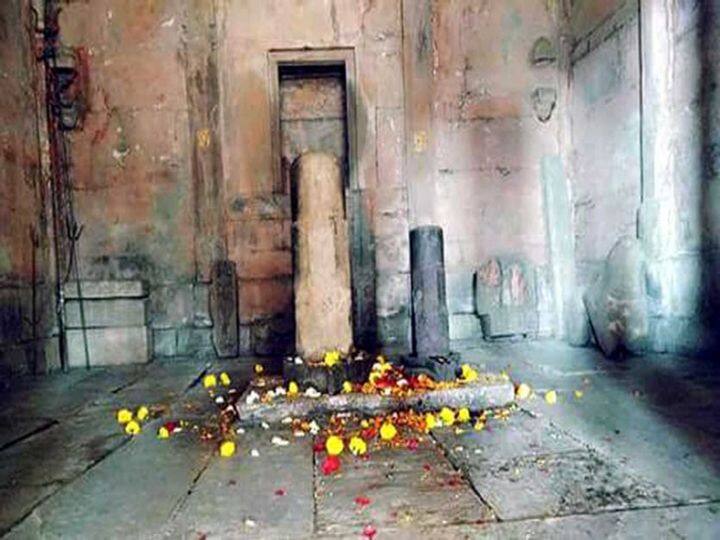 महाशिवरात्रि पर ही खुलता है भगवान शिव का ये मंदिर, मनोकामना पूरी होने पर करना पड़ता है ये काम, जानें मंदिर से जुड़ी बातें mahashivratri 2022 someshwar mahadev mandir door will open once in a year know the reason महाशिवरात्रि पर ही खुलता है भगवान शिव का ये मंदिर, मनोकामना पूरी होने पर करना पड़ता है ये काम, जानें मंदिर से जुड़ी बातें